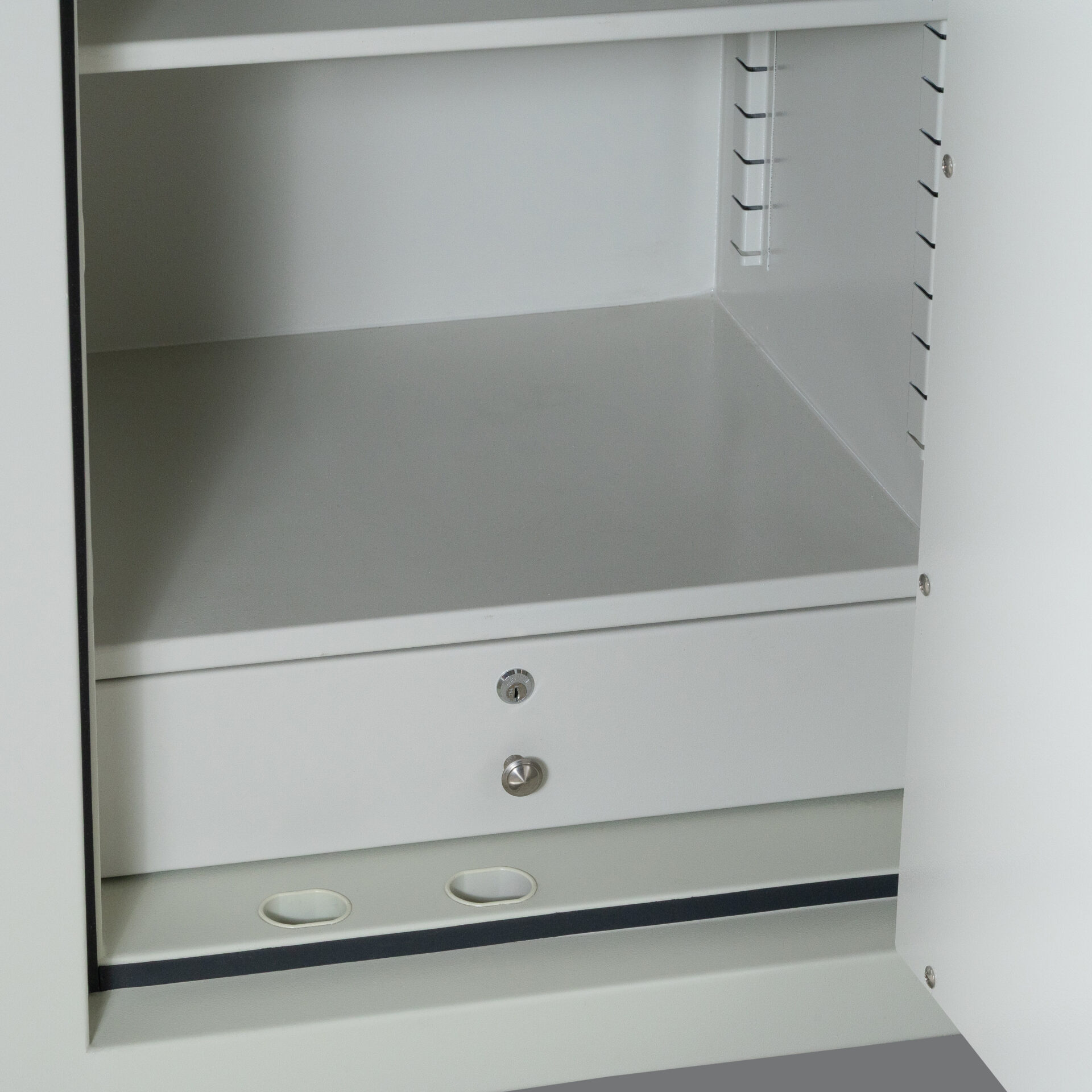 ฉากเทา_ตู้เซฟ-135